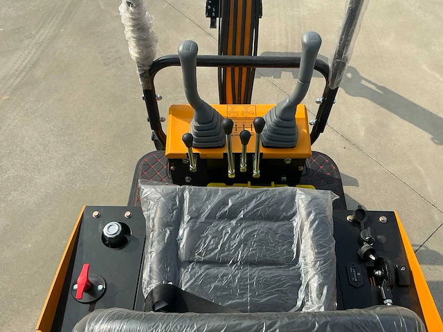 2024 - hightop ht10 - nieuwe rupsgraafmachine - afbeelding 5 van  16