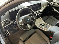 2024 bmw i4 edrive40 schadewagen personenauto - afbeelding 9 van  30