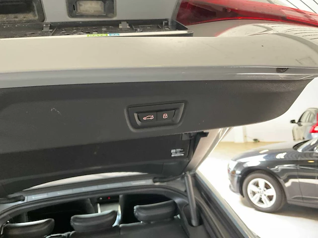 2024 bmw i4 edrive40 schadewagen personenauto - afbeelding 16 van  30