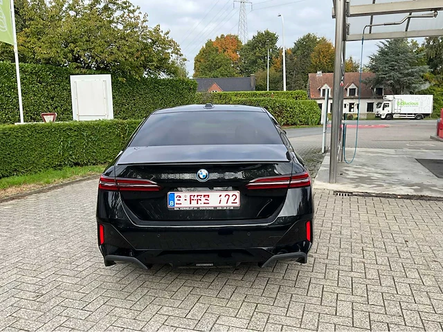 2024 bmw i5 edrive40 m pakket - afbeelding 53 van  55