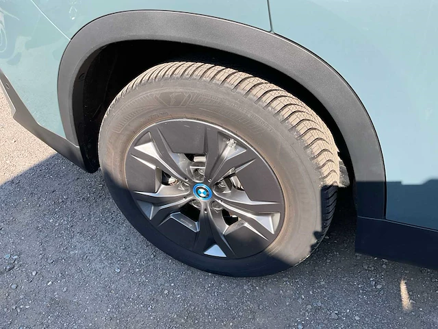 2024 bmw ix1 xdrive30 schadewagen personenauto - afbeelding 4 van  46