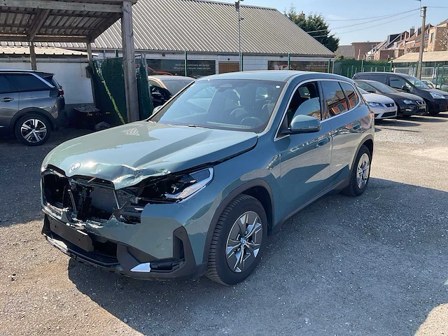 2024 bmw ix1 xdrive30 schadewagen personenauto - afbeelding 1 van  46