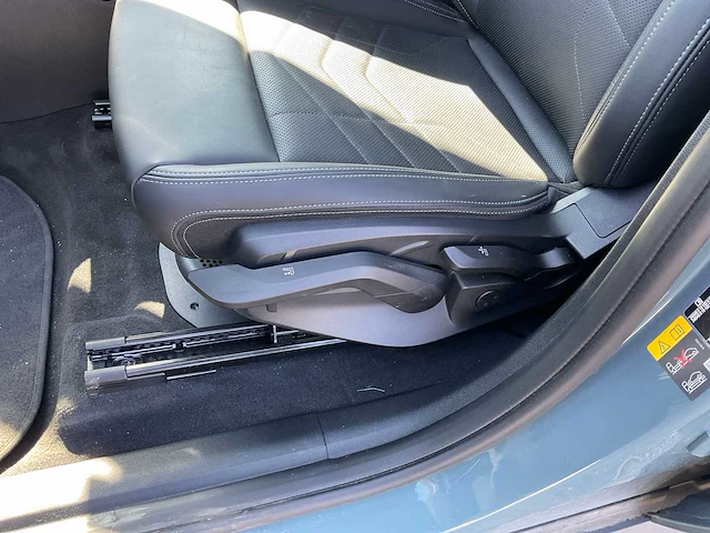 2024 bmw ix1 xdrive30 schadewagen personenauto - afbeelding 17 van  46