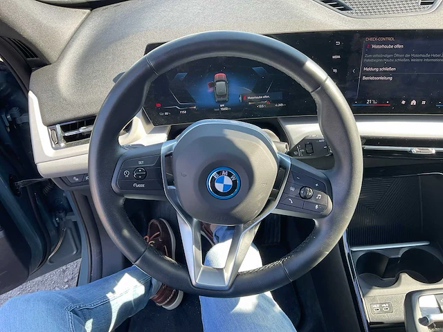 2024 bmw ix1 xdrive30 schadewagen personenauto - afbeelding 18 van  46
