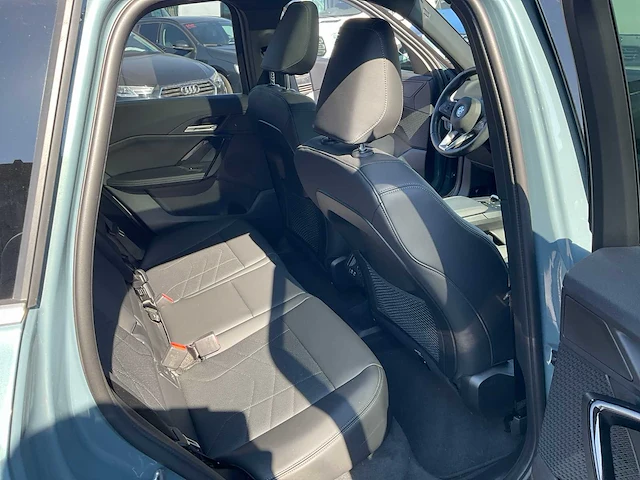 2024 bmw ix1 xdrive30 schadewagen personenauto - afbeelding 30 van  46