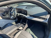 2024 bmw ix1 xdrive30 schadewagen personenauto - afbeelding 32 van  46