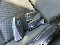 2024 bmw ix1 xdrive30 schadewagen personenauto - afbeelding 36 van  46