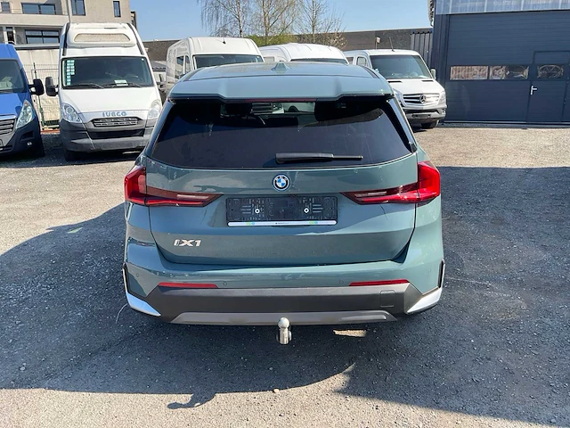 2024 bmw ix1 xdrive30 schadewagen personenauto - afbeelding 34 van  46