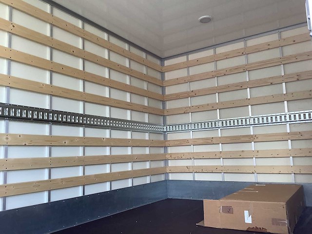 2024 byd etm 6 elektrische vrachtwagen - afbeelding 9 van  15