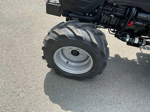 2024 farmtrac 26h minitractor - afbeelding 10 van  13