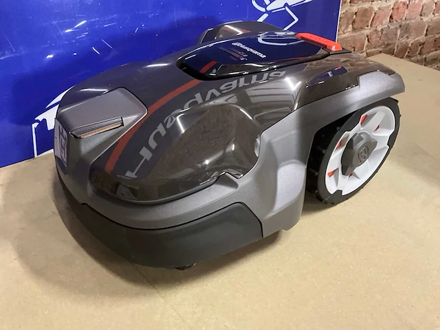 2024 husqvarna 415x robotmaaier - afbeelding 1 van  15