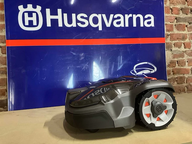 2024 husqvarna 415x robotmaaier - afbeelding 8 van  15