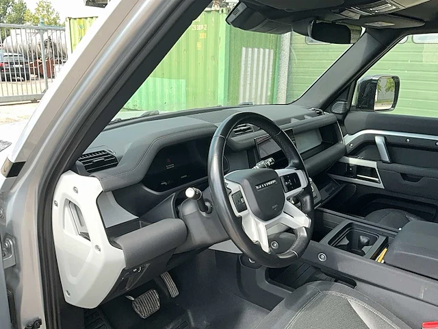 2024 land rover defender - afbeelding 22 van  33
