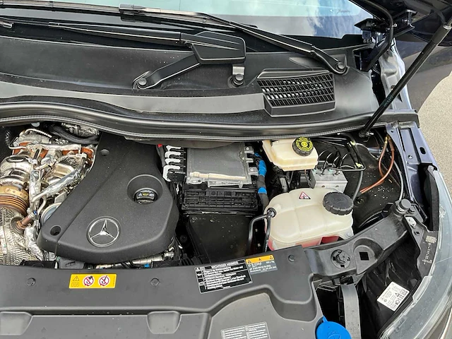 2024 mercedes-benz marco polo v300 amg pakket sa kampeerwagen - afbeelding 31 van  92