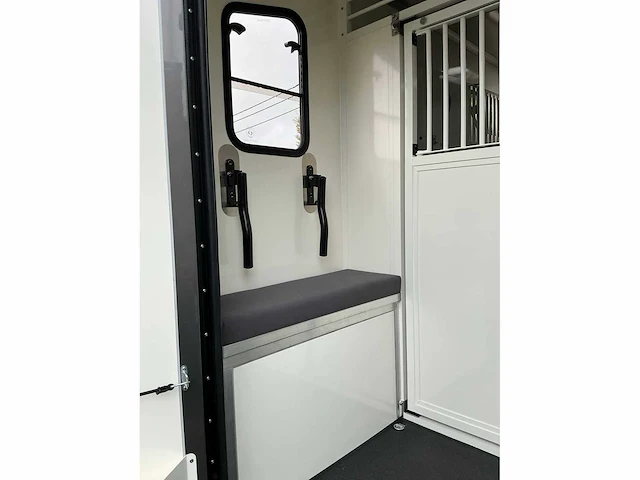 2024 paragan equistar 3 xl paardenwagen nieuw - afbeelding 30 van  69