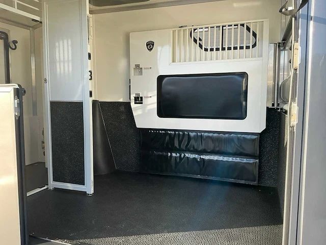 2024 paragan equistar 3 xl paardenwagen nieuw - afbeelding 55 van  69