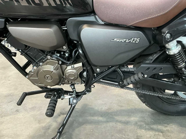 2024 qj motor srv125 - afbeelding 8 van  28
