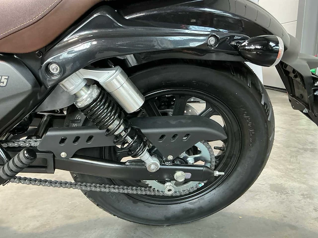 2024 qj motor srv125 - afbeelding 10 van  28