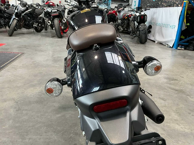 2024 qj motor srv125 - afbeelding 11 van  28