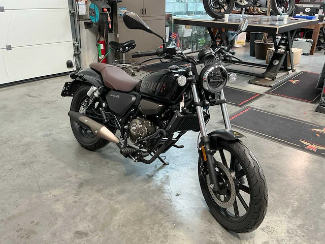 2024 qj motor srv125 - afbeelding 22 van  28
