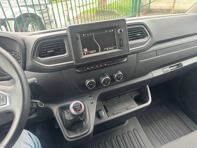 2024 renault master lichte vracht - afbeelding 8 van  23