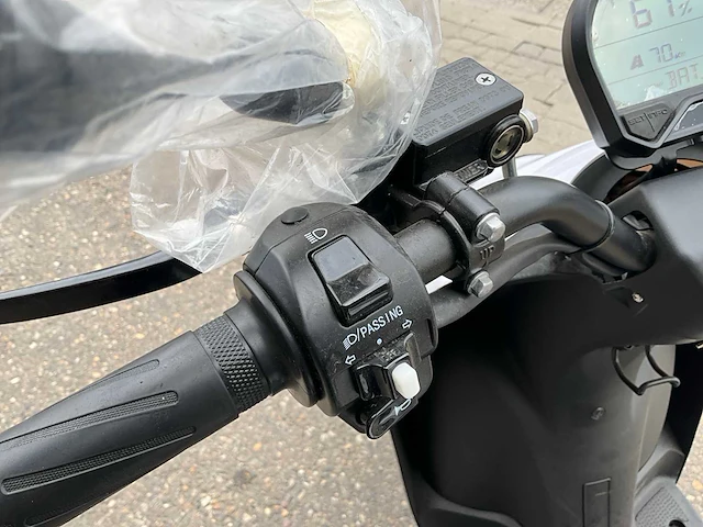 2024 silence s02a elektrische scooter - afbeelding 3 van  27