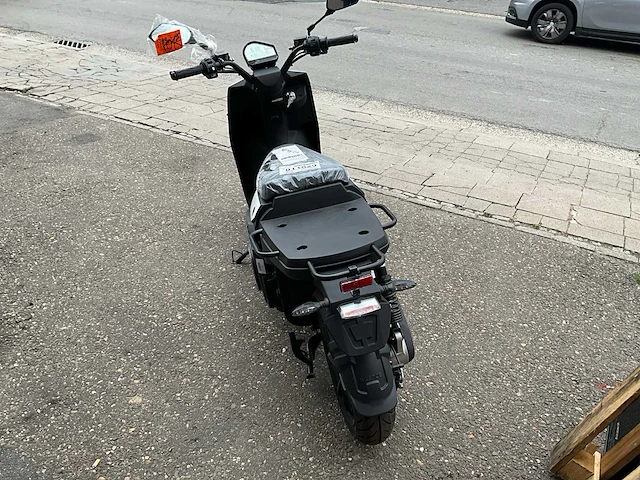 2024 silence s02a elektrische scooter - afbeelding 22 van  27