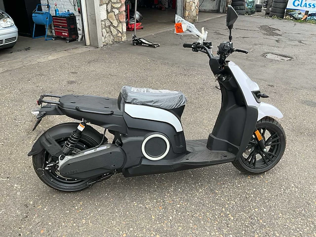 2024 silence s02a elektrische scooter - afbeelding 23 van  27