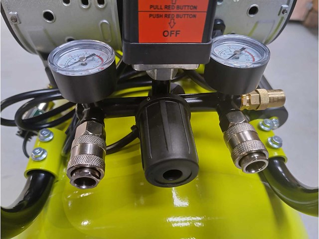 2024 stahlkaiser 100l 8 bar luchtcompressor - afbeelding 10 van  11