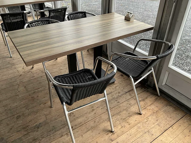 2024 terrastafel restauranttafels + 32 stoelen - afbeelding 3 van  9