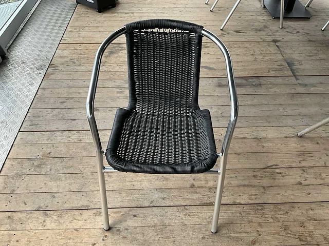 2024 terrastafel restauranttafels + 32 stoelen - afbeelding 8 van  9