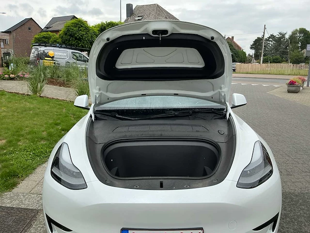 2024 tesla model y autopilot eap & fsd - afbeelding 32 van  56