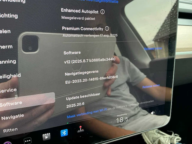 2024 tesla model y autopilot eap & fsd - afbeelding 46 van  56