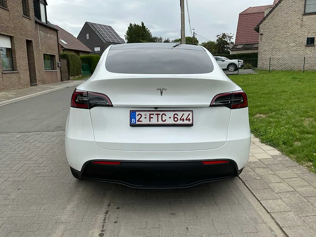 2024 tesla model y autopilot eap & fsd - afbeelding 53 van  56