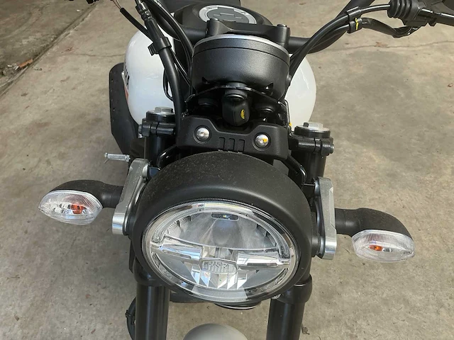 2024 yamaha xsr125 mtm125-c - afbeelding 15 van  31