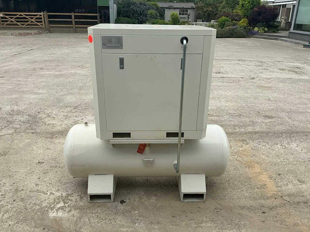 2024 zelfir hv-7.5g schroefcompressor - afbeelding 13 van  18