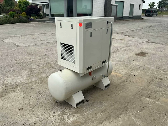 2024 zelfir hv-7.5g schroefcompressor - afbeelding 14 van  18