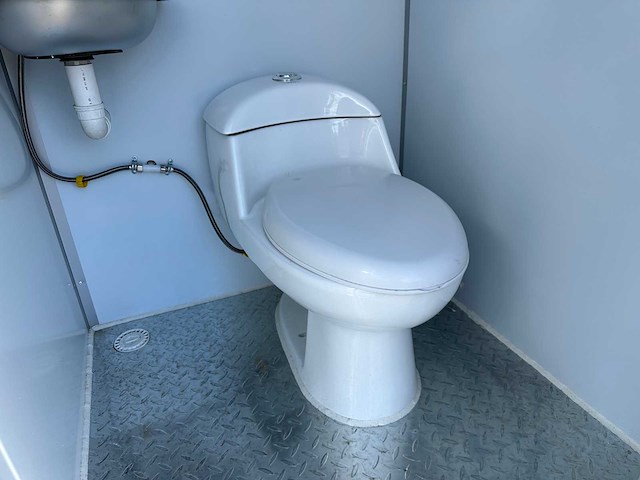 2025 - sanitairunit - douche/wc nieuw - afbeelding 7 van  24