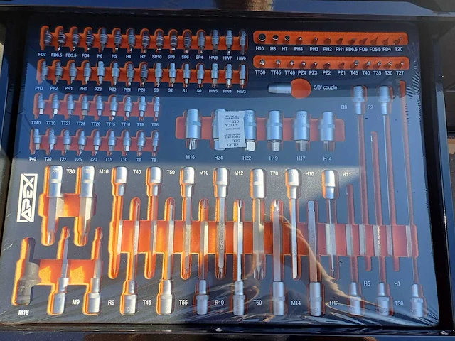2025 apex xxxl edition gereedschapswagen - afbeelding 12 van  15