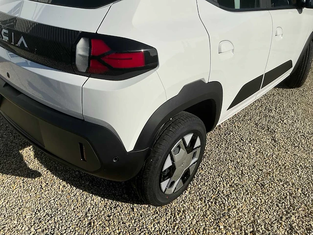 2025 dacia spring personenauto - afbeelding 16 van  47