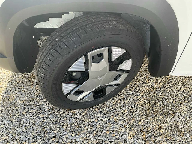 2025 dacia spring personenauto - afbeelding 9 van  47