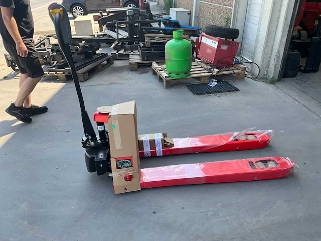 2025 electric pallet truck cbd15 elektrische palletwagen - afbeelding 3 van  10