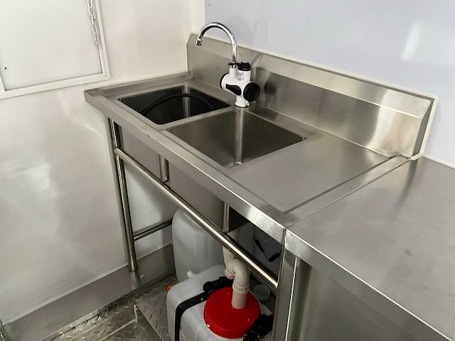 2025 food trailer chroom 220cm - mtm 750kg - afbeelding 15 van  26