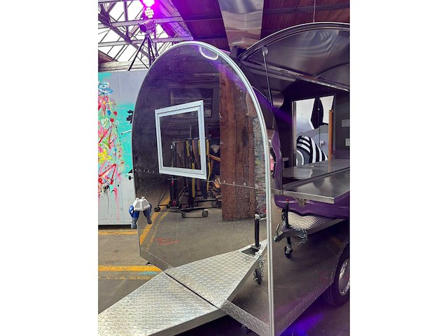2025 food trailer chroom 220cm - mtm 750kg - afbeelding 22 van  26