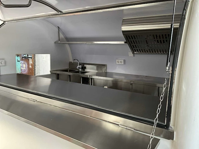 2025 food trailer groot - mtm 750kg - afbeelding 3 van  38