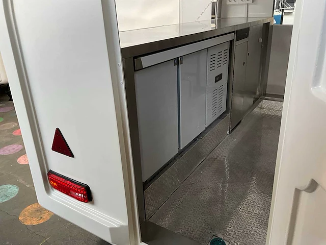 2025 food trailer groot - mtm 750kg - afbeelding 9 van  38