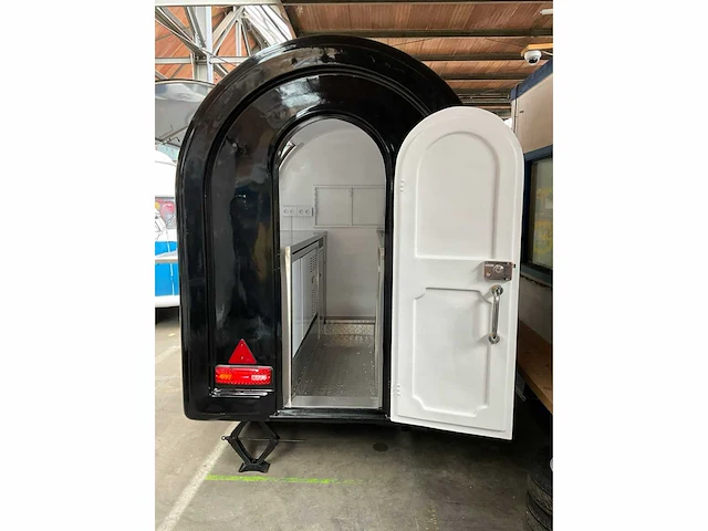 2025 food trailer – inox afwerking– mtm 750kg - afbeelding 4 van  34