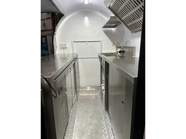 2025 food trailer – inox afwerking– mtm 750kg - afbeelding 6 van  34