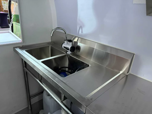 2025 food trailer pink 220cm - mtm 750kg - afbeelding 10 van  11