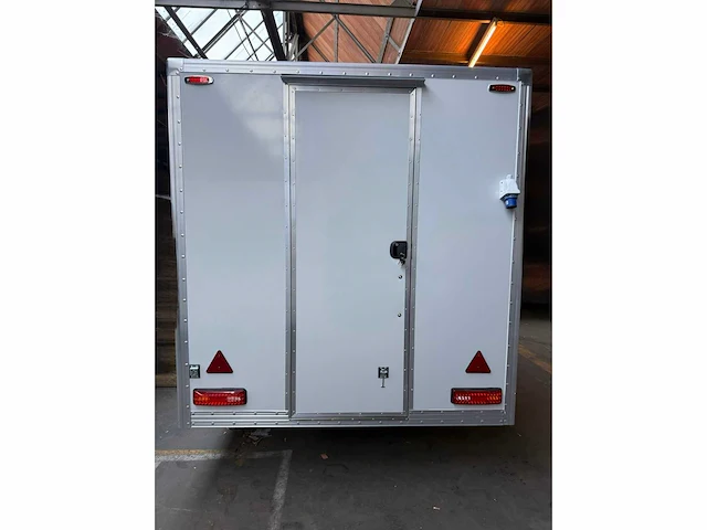 2025 foodtrailer zwart 280cm - mtm 750kg - afbeelding 4 van  13